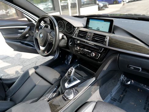 Used 2017 BMW 330i Sedan image 37