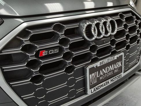 Used 2023 Audi SQ5 Premium Plus w/ Premium Plus Package image 10