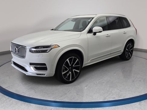 Used 2023 Volvo XC90 B5 Plus w/ Protection Package AWD/4WD image 1