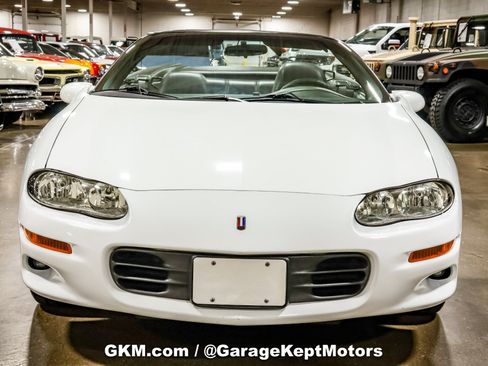 Used 2002 Chevrolet Camaro Z28 RWD image 32