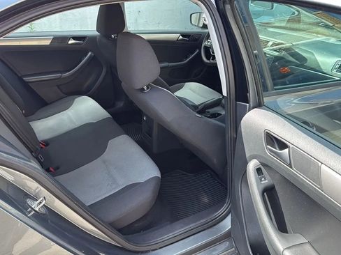 Used 2018 Volkswagen Jetta S w/ Cold Weather Package image 26