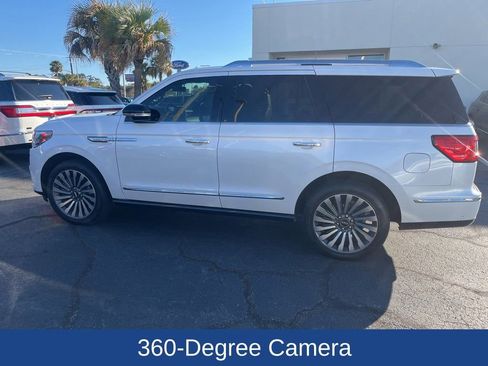 Used 2019 Lincoln Navigator Reserve image 5