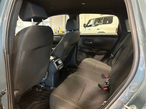 Used 2025 Honda HR-V Sport image 30