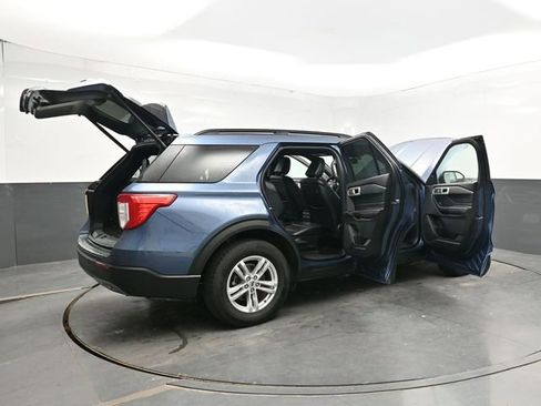 Used 2020 Ford Explorer XLT w/ Equipment Group 202A image 39