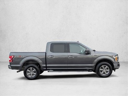 Used 2018 Ford F150 XLT w/ Equipment Group 302A Luxury image 4