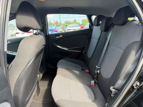Used 2014 Hyundai Accent GS FWD image 17