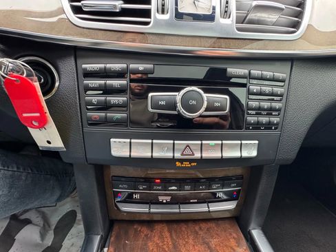 Used 2014 Mercedes-Benz E 350 4MATIC Sedan w/ Premium 1 Package image 19