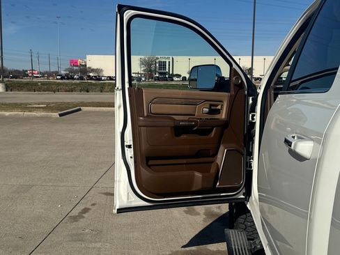 Used 2020 RAM 2500 Limited image 17