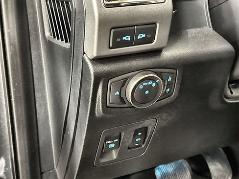 Used 2019 Ford F150 Raptor w/ Equipment Group 802A Luxury image 16