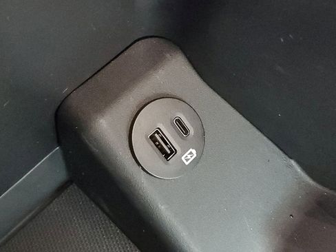 Used 2022 Ford F150 XLT w/ Equipment Group 302A High image 8