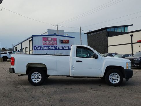 Used 2013 Chevrolet Silverado 1500 W/T image 6