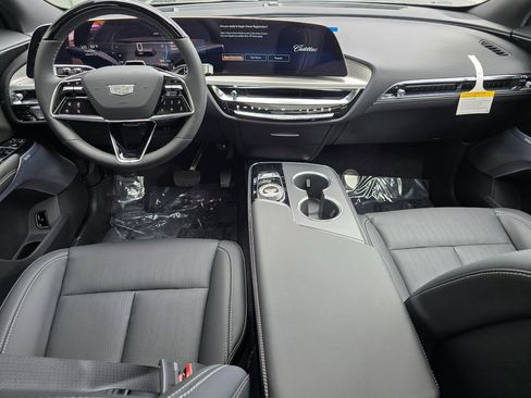 New 2026 Cadillac Lyriq Premium Sport image 18