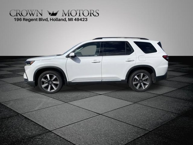 Used 2023 Honda Pilot Touring image 10