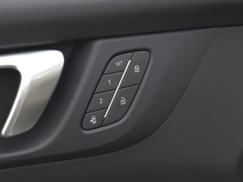 New 2026 Buick Enclave Preferred w/ Power Package FWD image 12