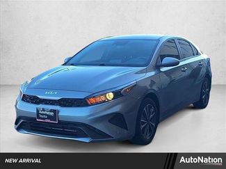 Used 2024 Kia Forte LXS video 1