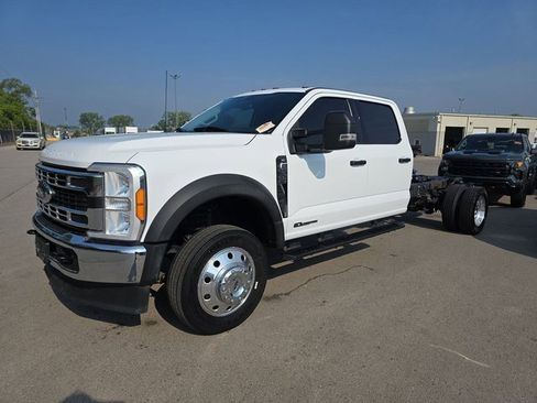 Used 2023 Ford F550 2WD Crew Cab Super Duty image 1