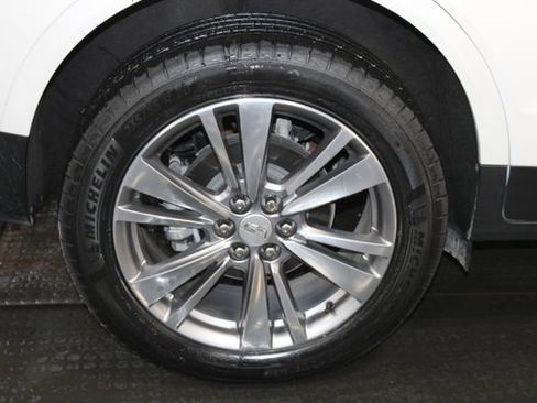 Certified 2024 Cadillac XT5 Premium Luxury AWD/4WD image 35