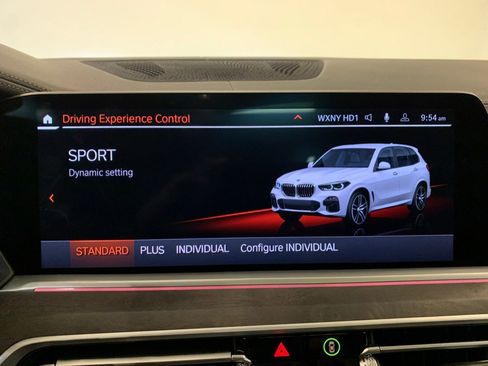 Used 2023 BMW X5 xDrive40i w/ M Sport Package image 37