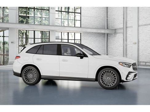 Used 2026 Mercedes-Benz GLC 300 image 14