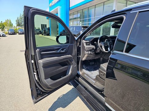 Used 2022 GMC Yukon Denali w/ Max Trailering Package AWD/4WD image 21