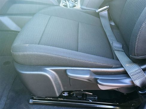 New 2026 GMC Canyon Elevation w/ Convenience Package image 9