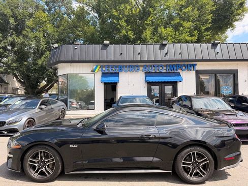 Used 2020 Ford Mustang GT Premium RWD image 4