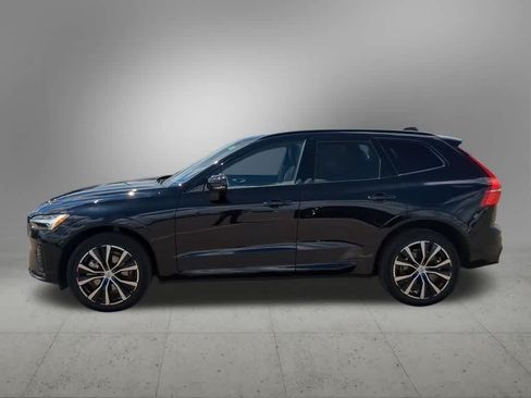 Used 2024 Volvo XC60 B5 Ultimate w/ Protection Package Premier AWD/4WD image 3