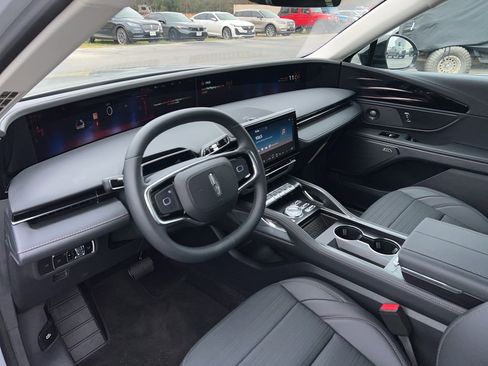 New 2026 Lincoln Nautilus Reserve w/ Jet Appearance Package image 8