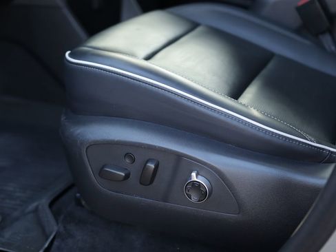 Used 2025 Buick Enclave Avenir w/ Super Cruise Package image 25