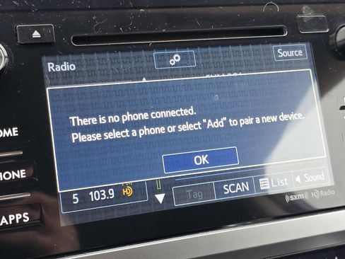 Used 2017 Subaru Legacy 2.5i Premium image 4