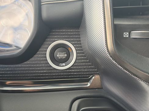 Used 2021 RAM 1500 Limited AWD/4WD image 28