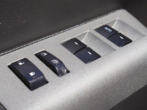 Used 2012 Ford F350 Lariat w/ Lariat Ultimate Pkg AWD/4WD image 26