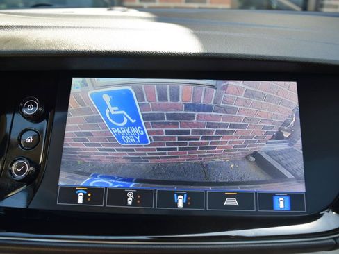 Used 2021 Buick Envision Avenir AWD/4WD image 31