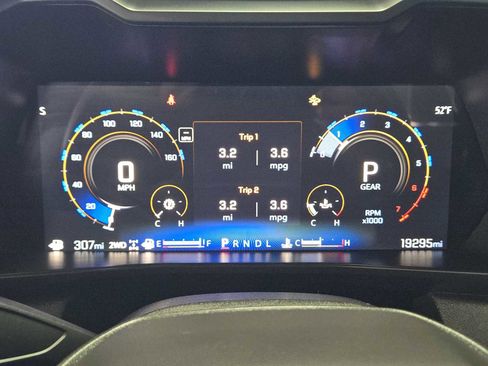 Certified 2024 Chevrolet Colorado Trail Boss w/ Advanced Trailering Package image 16