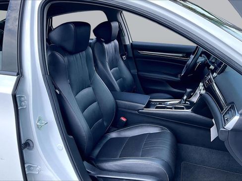 Used 2022 Honda Accord Sport Special Edition image 9