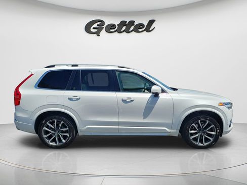 Used 2018 Volvo XC90 T6 Momentum w/ Convenience Package AWD/4WD image 5