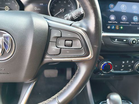 Used 2021 Buick Encore GX Preferred w/ Cold Weather Comfort Package image 16