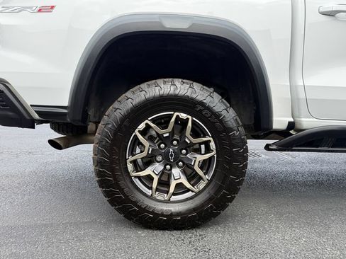 Used 2023 Chevrolet Colorado ZR2 w/ ZR2 Convenience Package III AWD/4WD image 27