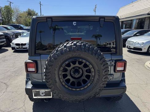 Used 2024 Jeep Wrangler Sport AWD/4WD image 5