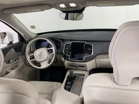 Certified 2023 Volvo XC90 B6 Plus w/ Protection Package Premier AWD/4WD image 16