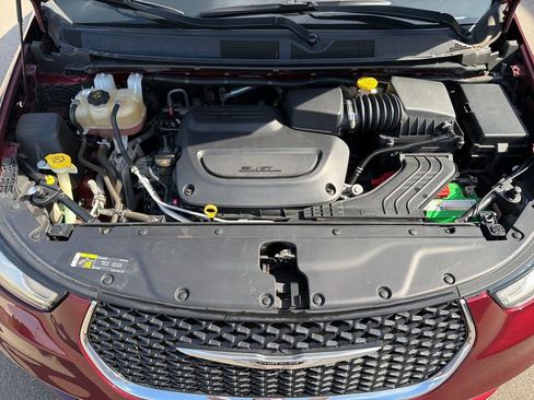 Used 2021 Chrysler Pacifica Limited w/ Premium & Safety Sphere Group AWD/4WD image 22