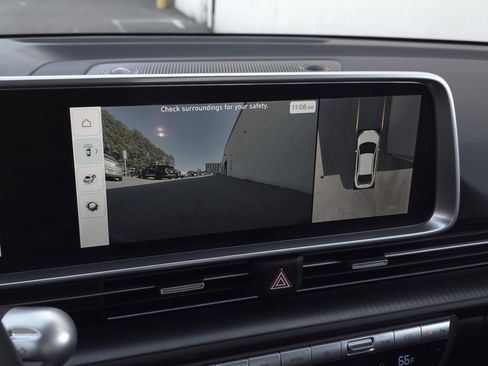 Used 2025 Hyundai Ioniq 6 Limited image 21