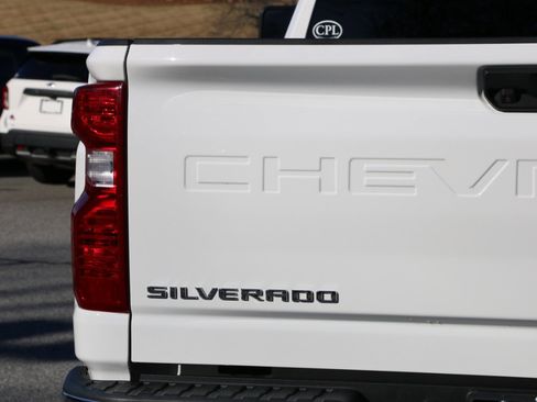 Used 2022 Chevrolet Silverado 2500 LT w/ Convenience Package image 5