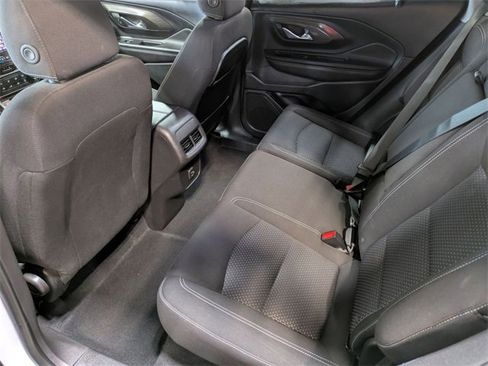 Used 2023 GMC Terrain SLE image 24