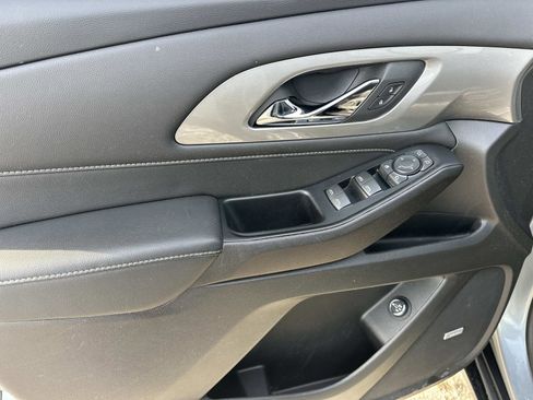 Certified 2023 Chevrolet Traverse LT w/ LT Premium Package image 18