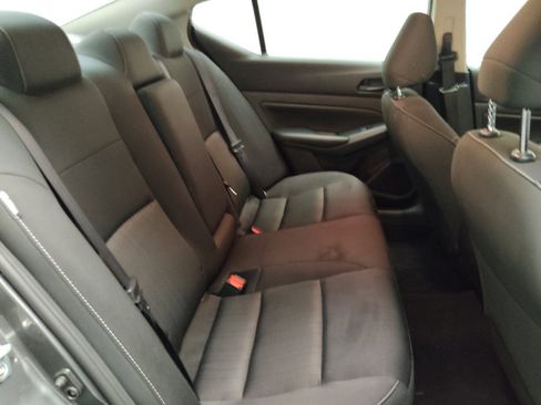 Used 2024 Nissan Altima 2.5 S FWD image 19