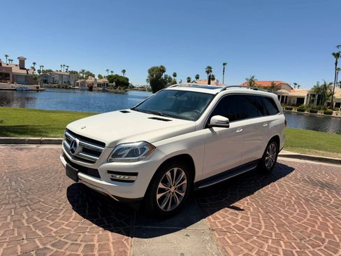 Used 2013 Mercedes-Benz GL 450 4MATIC image 25