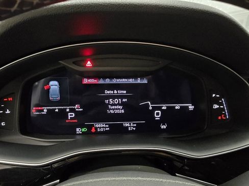 Used 2025 Audi Q7 3.0T Premium Plus image 21