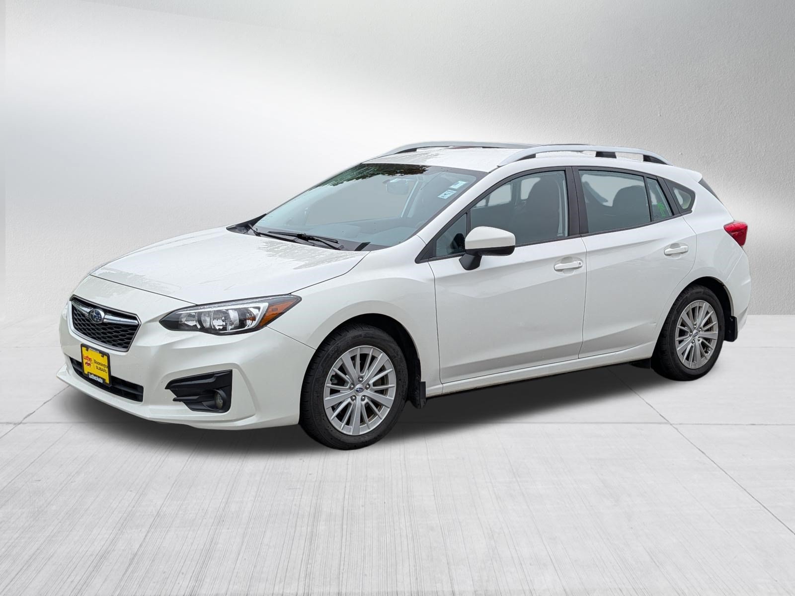Used 2017 Subaru Impreza 2.0i Premium w/ BSD & Rcta/SRF/Eyesight AWD/4WD image 3