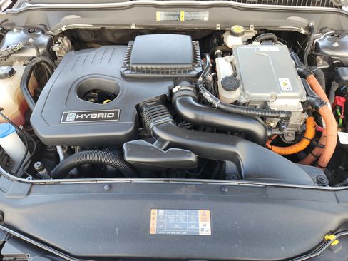 Used 2019 Ford Fusion Titanium FWD image 32